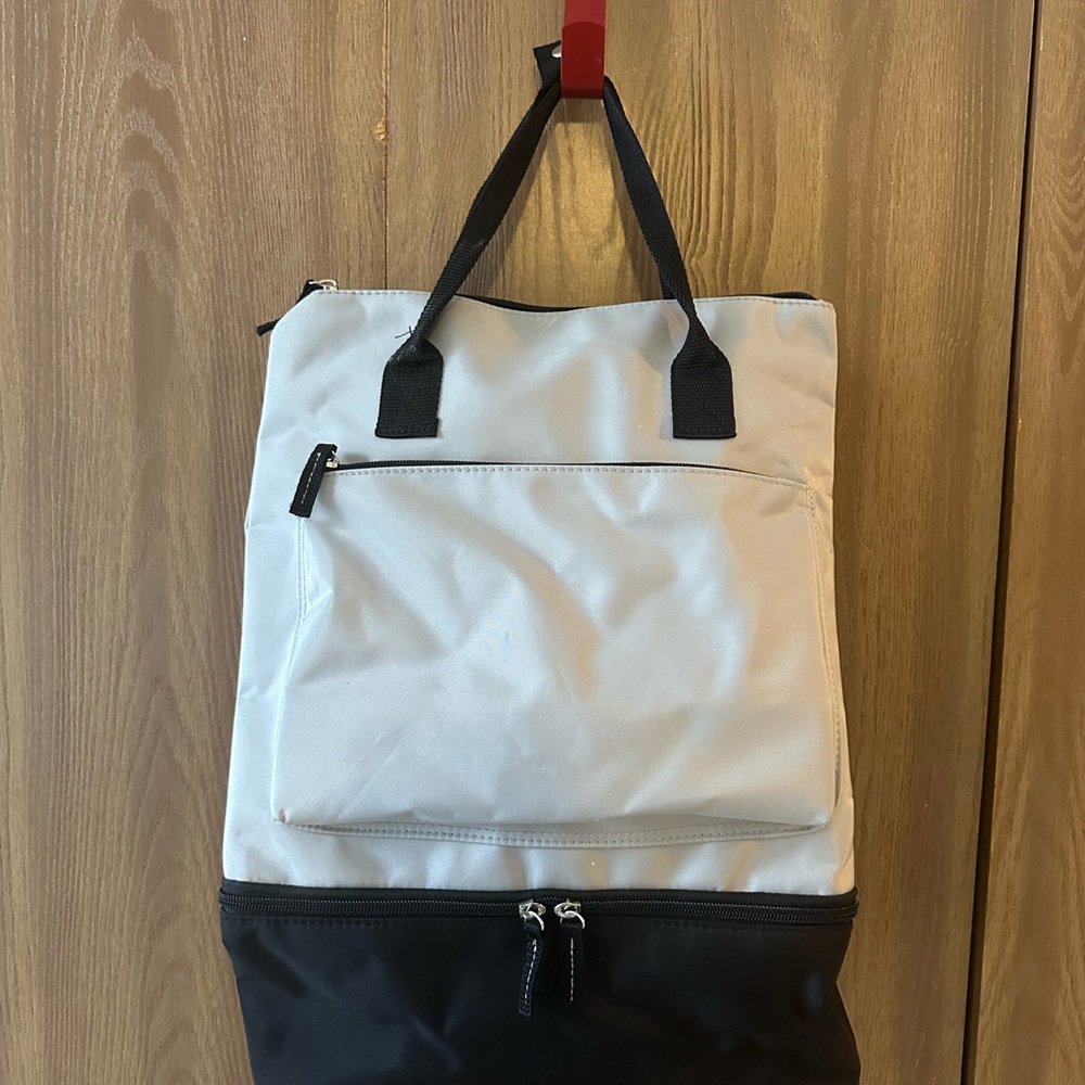 DSW Black and White Men's Backpack